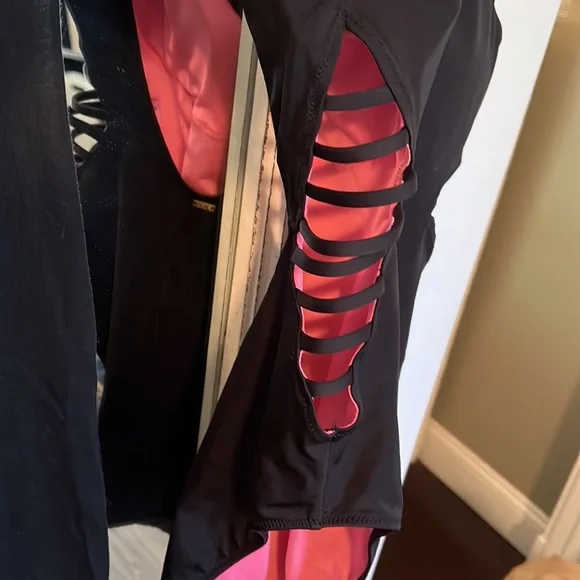 SOLD! NWT PINK Beach Cover & Sexy Cheeky One Piece Swimsuit - Picture 3 of 12